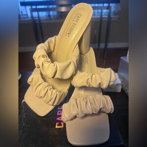 Tan Cape Robbin block heel